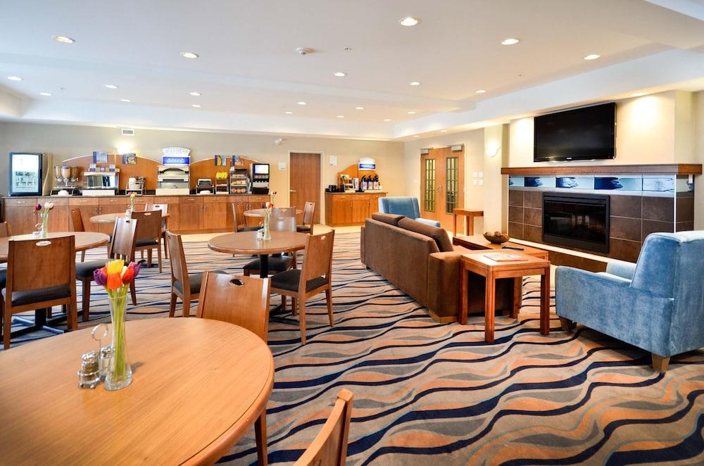 Sandman Hotel And Suites Squamish Εξωτερικό φωτογραφία