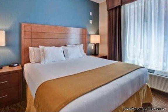 Sandman Hotel And Suites Squamish Δωμάτιο φωτογραφία